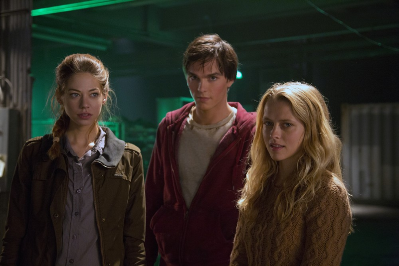 Illustration for article titled Warm Bodies Promo Images